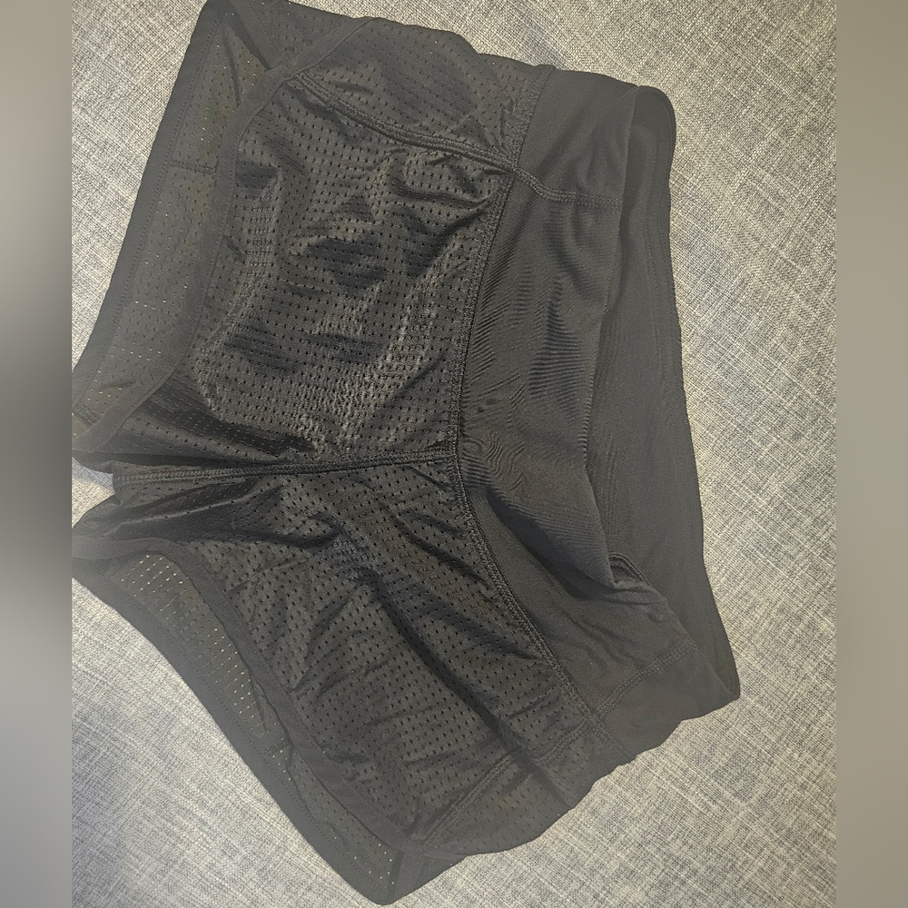 Lululemon Short - Picture 7 of 8